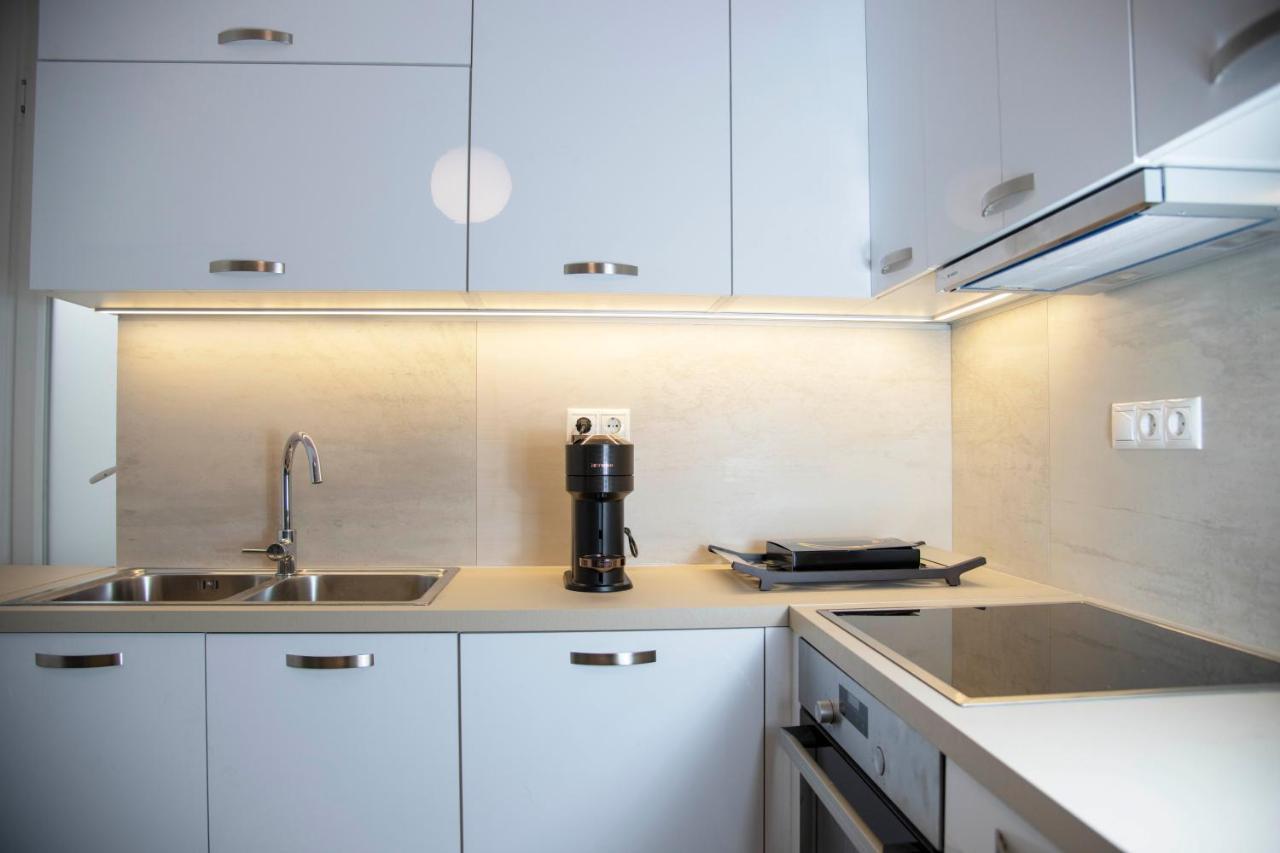 Marianna'S Stylish Brand New Apt In The Heart Of アテネ エクステリア 写真